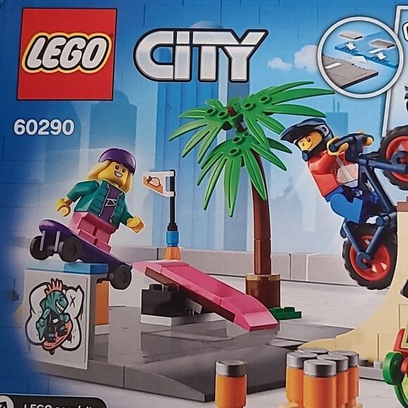 Lego City Skate Park Set 60290 Road Plate Skateboard Ramp - Picture 10 of 11